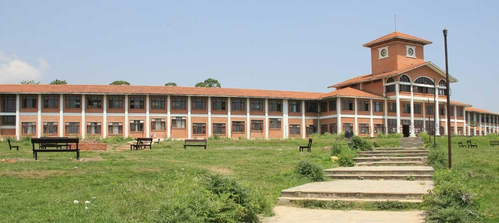 कोरोनाले रोकिएका त्रिविका परीक्षा शुरु 