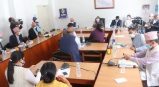  कक्षा १२ का परीक्षालाई कोरोना खोप दिन सरकारलाई शिक्षा समितिको निर्देशन