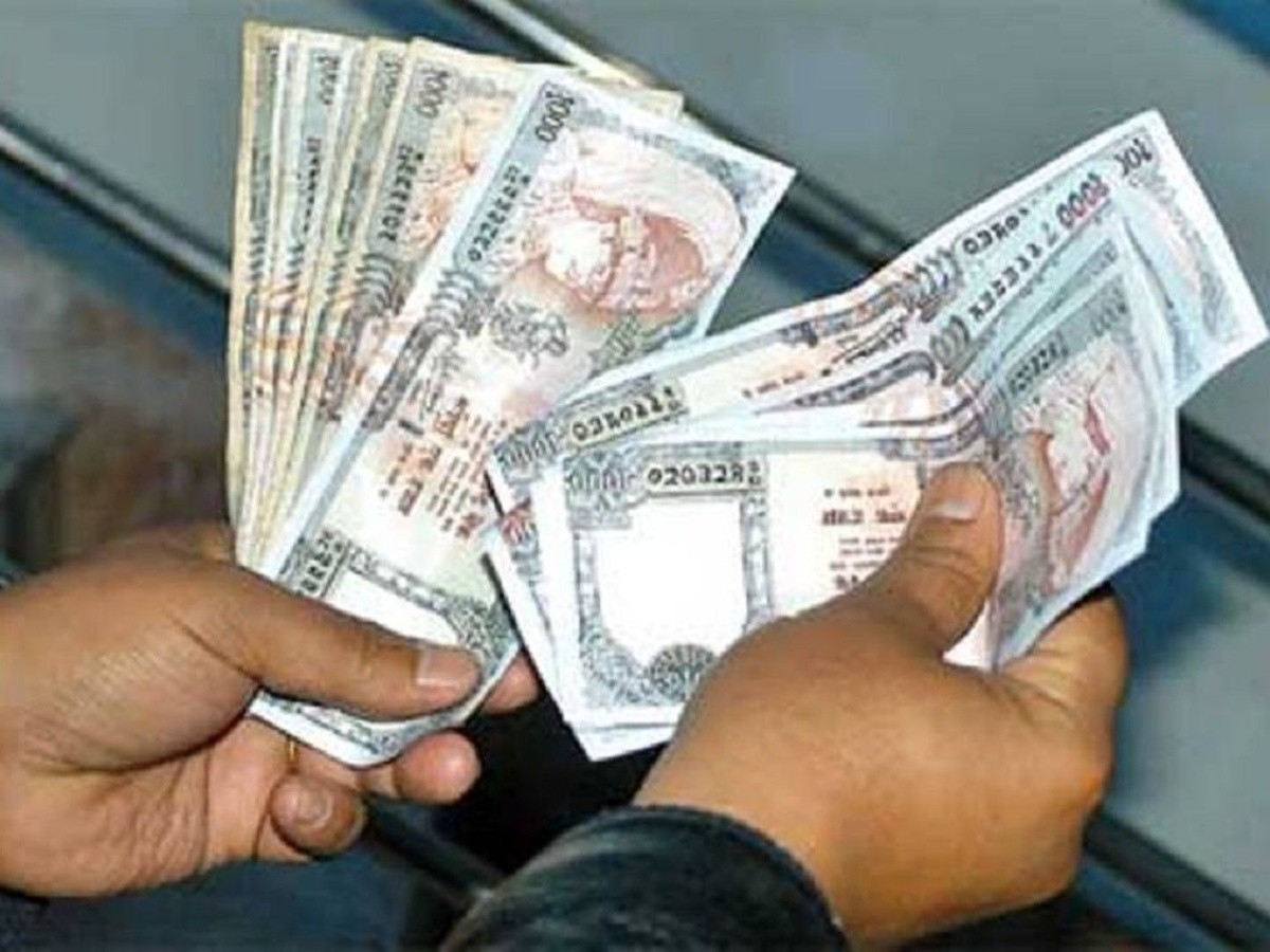 Contribution of 100k to Journalist Welfare Fund