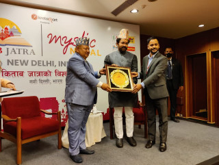 किताब जात्राले नयाँ दिल्लीबाट सुरु गर्‍याे विश्व यात्रा