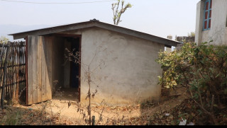 विद्यार्थी शाैच गर्न घर पुग्छन्