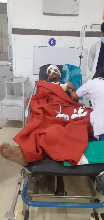 विजय जुलुसमा हिँडेको मिनी ट्रक दुर्घटना