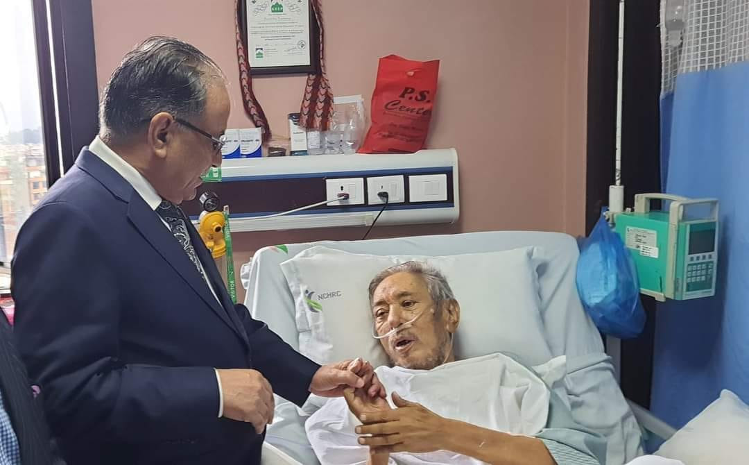 Maoist Center chair Dahal inquires about health of ailing mountaineer