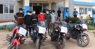 चोरीका चार मोटरसाइकलसहित छ पक्राउ