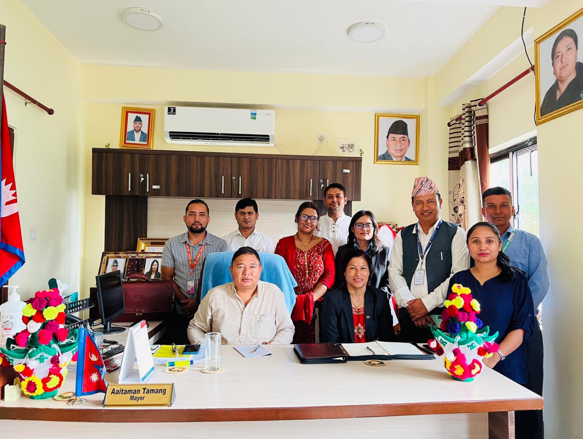 सामाजिक सुरक्षा भत्ता वितरण सहजताका लागि नगरप्रमुख तामाङद्वारा बैंकरहरुसँग छलफल