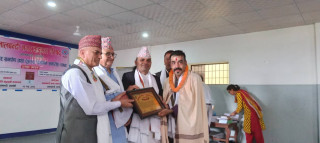 घनेन्द्रलाई 'गजल सारथि' सम्मान