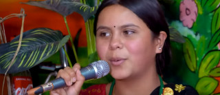 कमला घिमिरे व्यंग्यात्मक गीतका कारण विवादमा