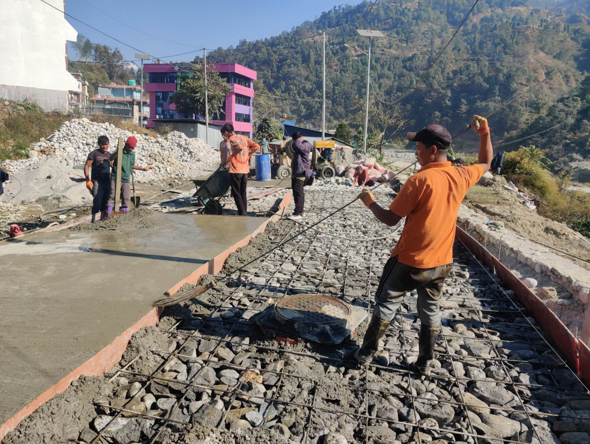 वैकल्पिक सडक निमार्णलाई प्राथमिकता दिँदै मेलम्ची नगरपालिका