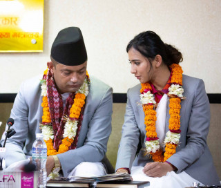 स्वास्थ्य मन्त्रीको पहिलो निर्णयमा राज्यमन्त्रीले हस्ताक्षर गर्न खोजेपछि...