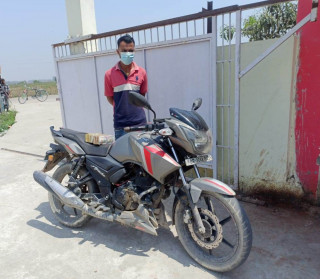 श्रोत नखुलेको नेपाली रुपैयाँसहित एक जना नियन्त्रणमा