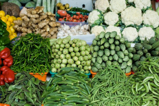 आज कुन तरकारी तथा फलफूलको मूल्य कति ?