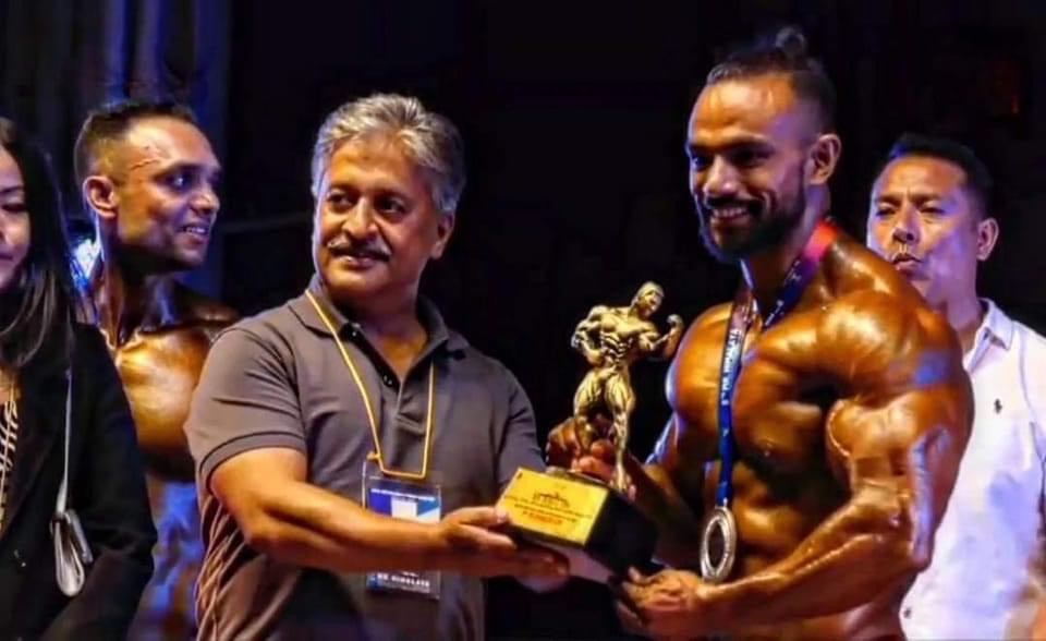 आठौं मिष्टर हिमालय राष्ट्रिय शारीरिक सुगठन प्रतियोगितालाई महालक्ष्मीको साथ
