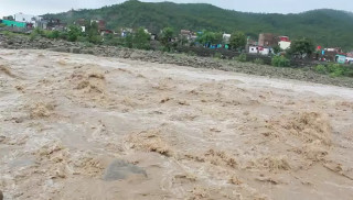तिनाउ नदीमा बाढीः तटीय क्षेत्रमा उच्च सतर्कता अपनाउन आग्रह