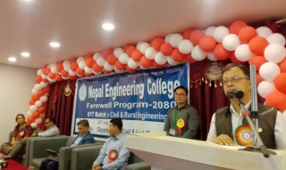 ‘विदेश जानबाट रोक्न विद्यार्थीलाई ज्ञानसँंगै शीप पनि देऔं’