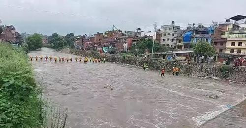 सामाखुसी खोलामा बगेर बेपत्ता बालक अझै फेला परेनन्