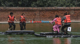 पर्यटन प्रवर्द्धनका लागि भक्तपुरमा 'वाटर साइकल' सञ्चालन (तस्बिरहरु)