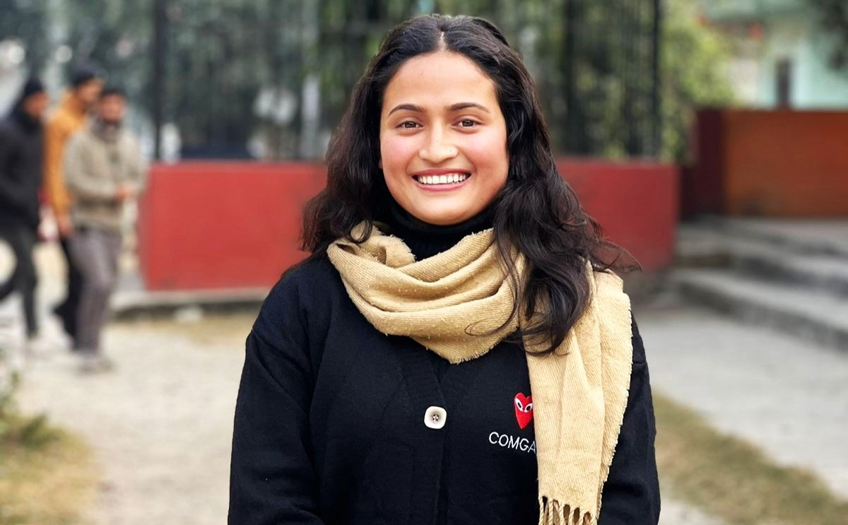 एकैवर्षमा लोकसेवाको पाँच परीक्षा उत्तीर्ण गर्दा ...