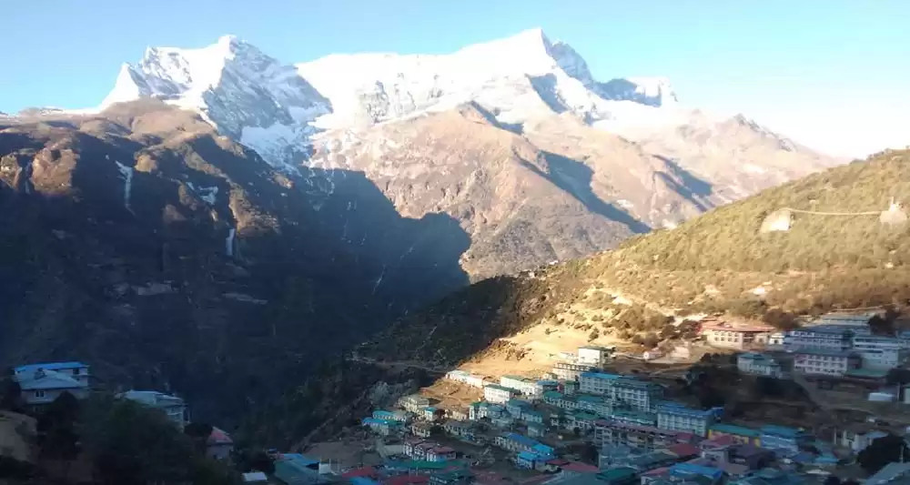 चिसो बढेसँगै सगरमाथा क्षेत्रमा घटे पर्यटक