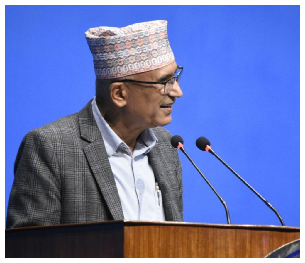 अहिलेको गठबन्धन विगतको जसरी टुट्छ भनेर नसोच्न मन्त्री  पौडेलको कांग्रेसलाई आग्रह