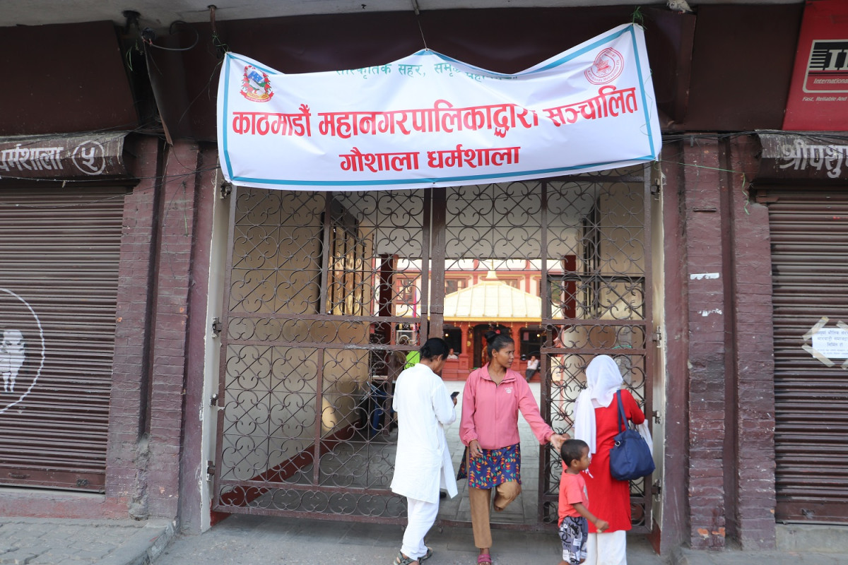 पशुपति गौशाला धर्मशाला खाली गर्ने कार्य रोक्न पर्यटनमन्त्री पाण्डेको निर्देशन