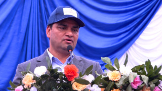 स्वास्थ्य क्षेत्रलाई नीतिगत रुपमा व्यवस्थित गर्ने काम जारी छ: मन्त्री पौडेल