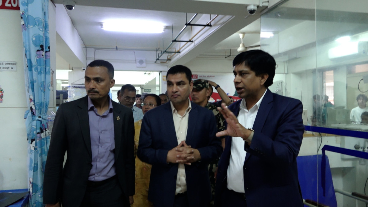 स्वास्थ्यमन्त्री पौडेलले गरे कान्ति बाल अस्पतालको अनुगमन,७२ जना अस्थायी कर्मचारीहरुको पदपूर्ती गर्ने