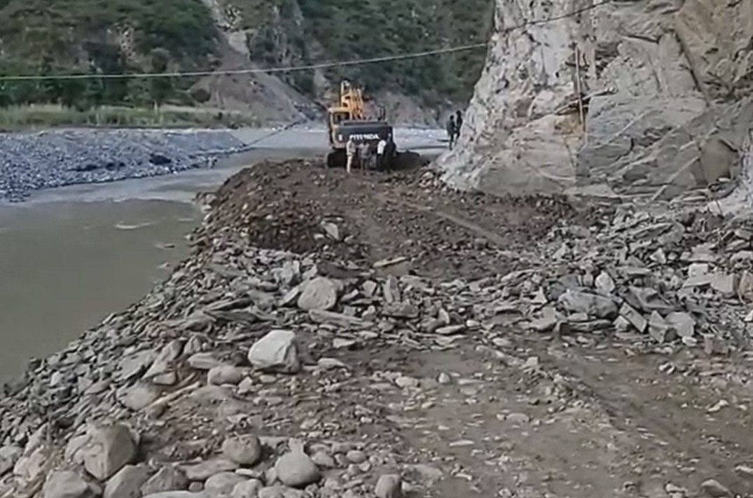 बन्यो  बिपी राजमार्ग, भोलिबाट सवारी साधन चल्ने
