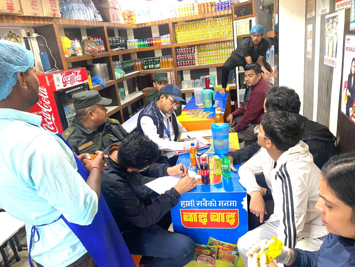 काठमाडौं महानगरद्वारा साना होटेल रेष्टुरेण्ट व्यवसायमा अनुगमन,सुधारका लागि निर्देशन