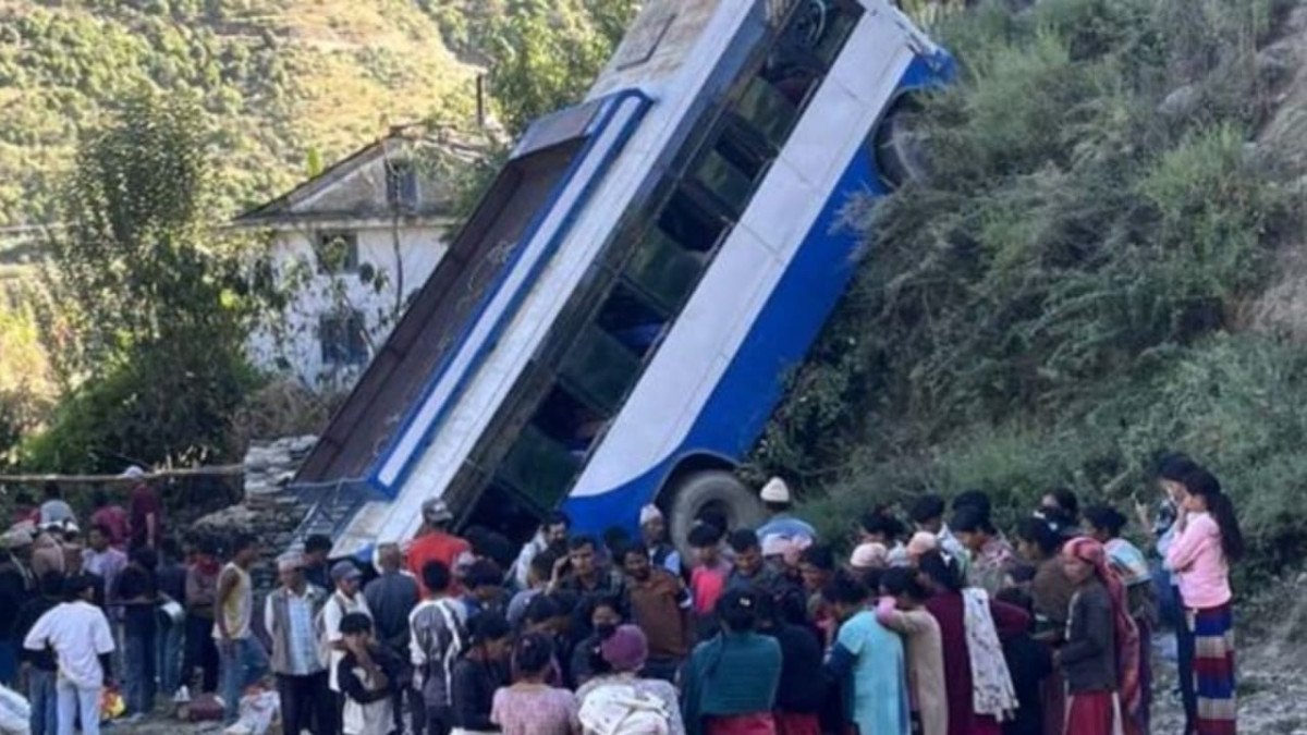 बाजुरामा बस दुर्घटना:घाइते सह–चालक जोशीको उपचारका क्रममा मृत्यु