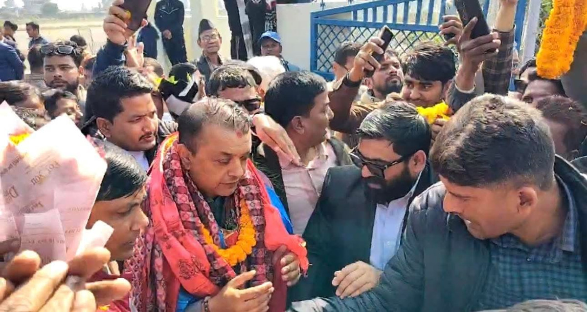 सर्लाही पुगेका गगन थापाको भब्य स्वागत,बारादेखि सर्लाहीसम्म कार्यकर्ताको उत्साह