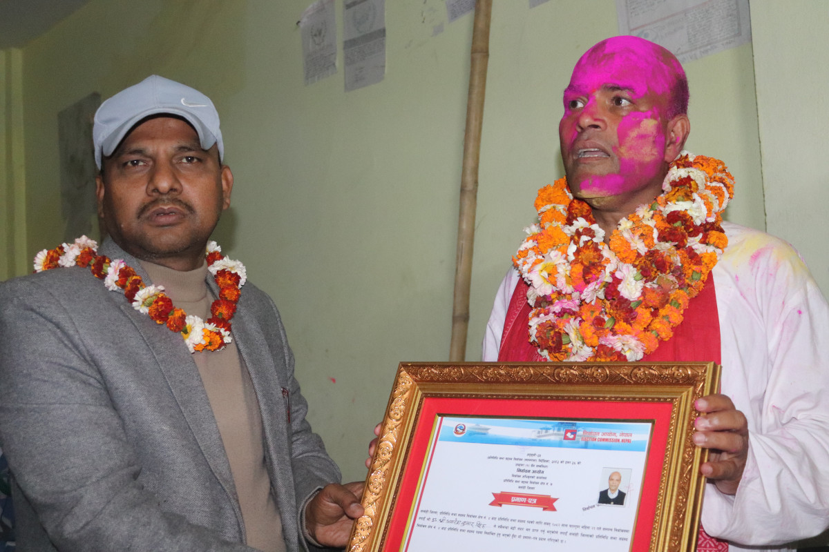 कांग्रेसका गगन थापालाई पछाडी पार्दै सर्लाही ४ मा रास्वपाका अमरेश कुमार सिंह विजयी