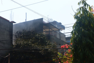 इटहरीस्थित पूर्वाञ्चल क्याफेमा आगलागी