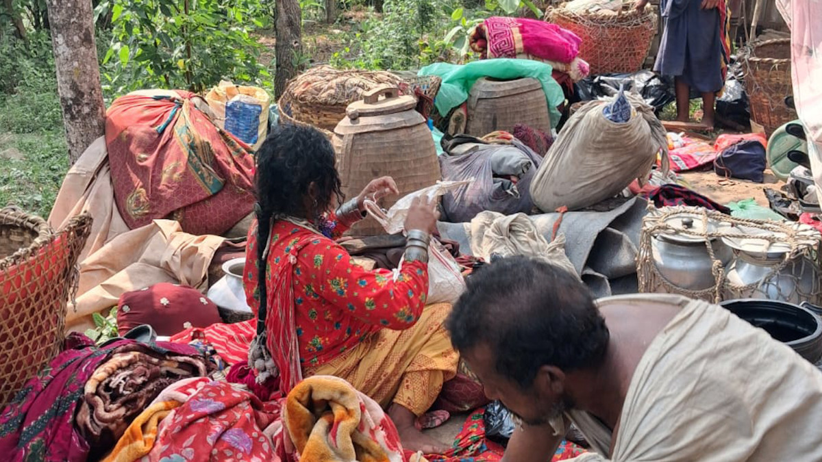 बसाइँ सर्दै राउटेः गुर्भाकोट छाडेर सल्यानतिर सर्दै राउटे समुदाय