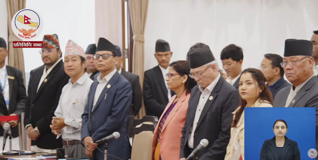 विपक्षी दलहरूको अवरोधपछी प्रतिनिधिसभा बैठक स्थगित