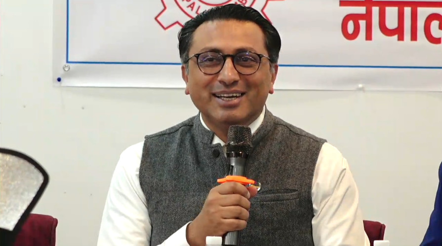 निजी क्षेत्रलाई प्रोत्साहन गर्दै कर सुधारमार्फत अर्थतन्त्र चलायमान बनाइने अर्थमन्त्री वाग्ले