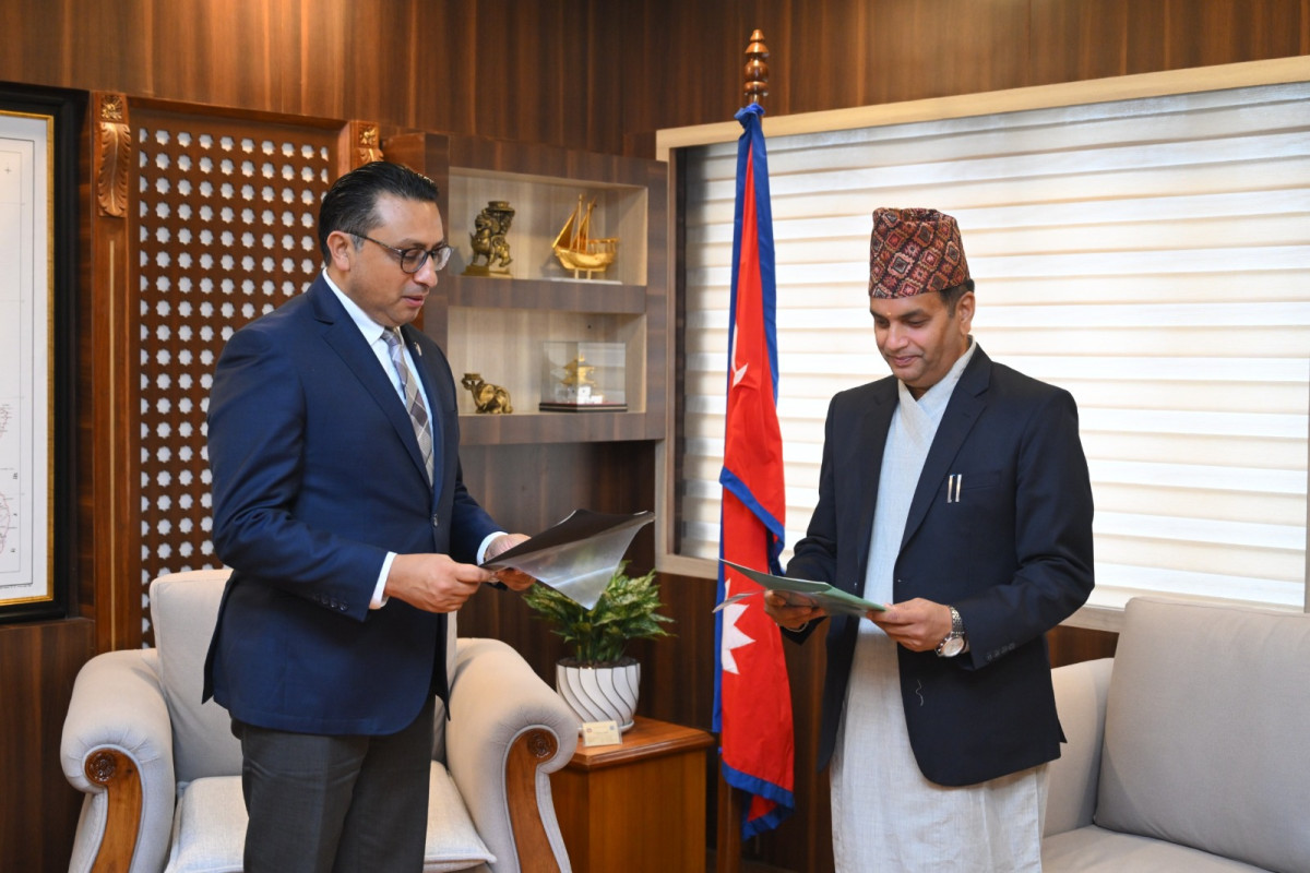 धितोपत्र बोर्डका अध्यक्ष भट्टले लिए पद तथा गोपनीयताको शपथ