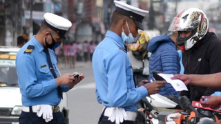 २४ घण्टामा ट्राफिक प्रहरीले गर्यो ७२१ जनालाई कारबाही