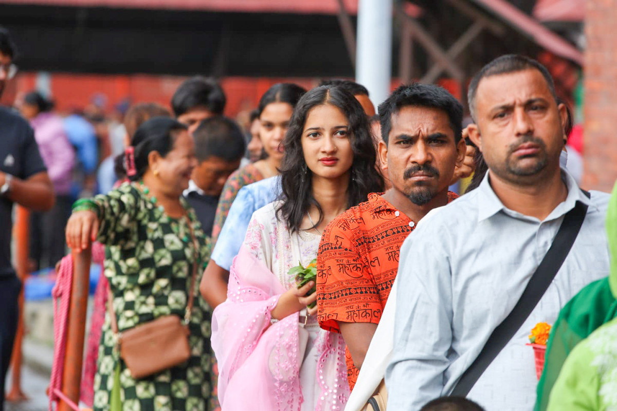 साउनको सोमबार पशुपतिनाथमा सहज दर्शन, व्यवस्थापनप्रति भक्तजनको सकारात्मक प्रतिक्रिया